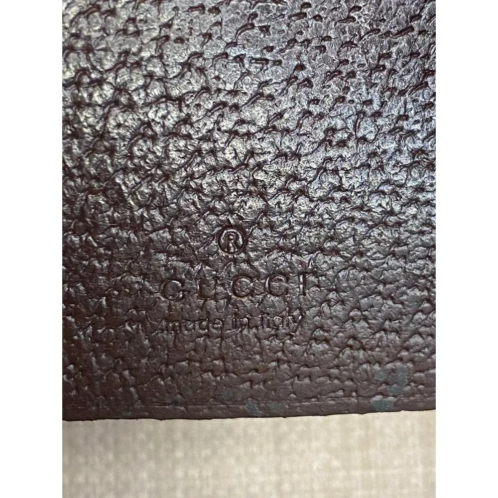 Gucci Classic Monogram Key Case Authentic - Picture 8 of 15